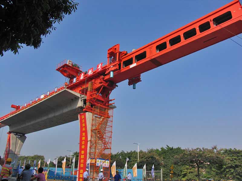 HZP Кран для будівництва мосту